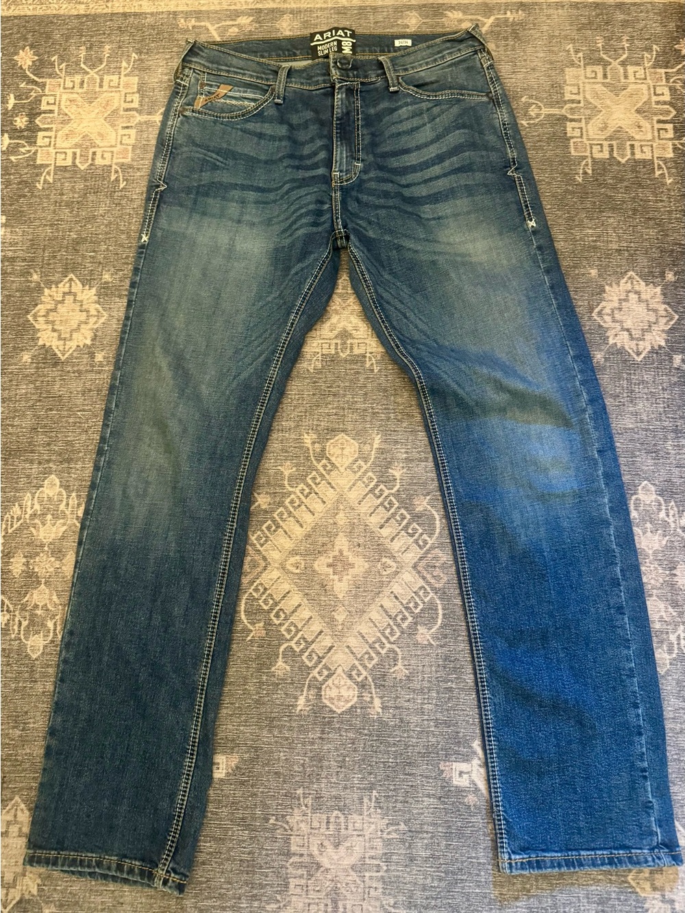 Ariat Men’s M8 Modern Slim Leg Jeans 34x34 Medium Wash Western Denim - Picture 2 of 6